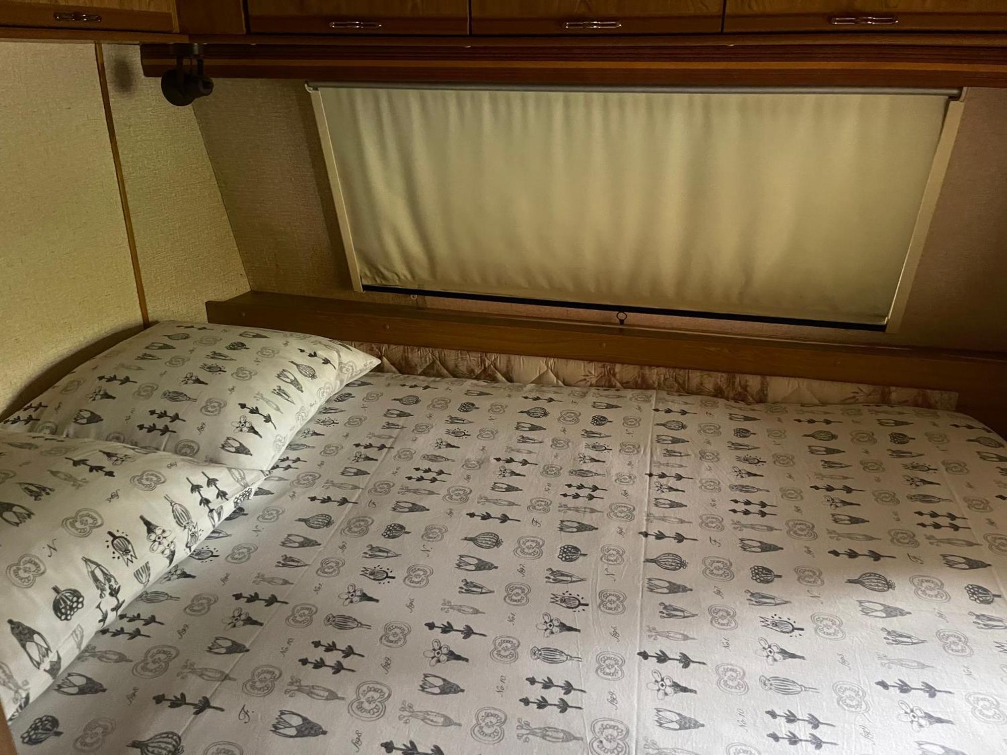 Caravanes De Provence Aiglun  Екстериор снимка